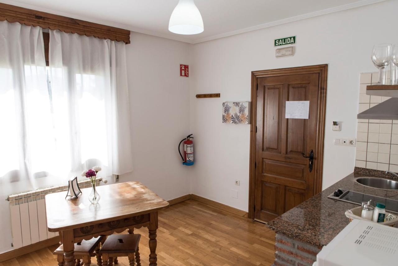 Apartamentos Alegria Santillana del Mar Exterior photo